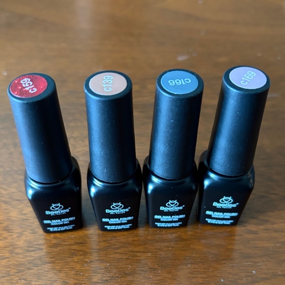 Assorted Nail Polish Collection - Picture 6 of 8